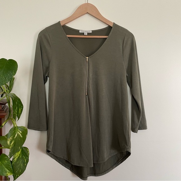 Green Envelope Los Angeles Half Zip V-Neck 3/4 Sleeve Top Sage Green Siz… - Picture 1 of 11